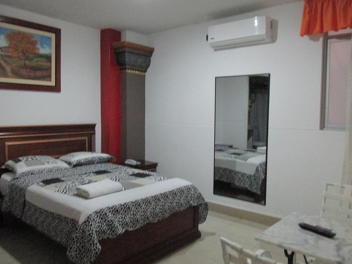 Rizzo Plaza Hotel Tumbes Exterior foto